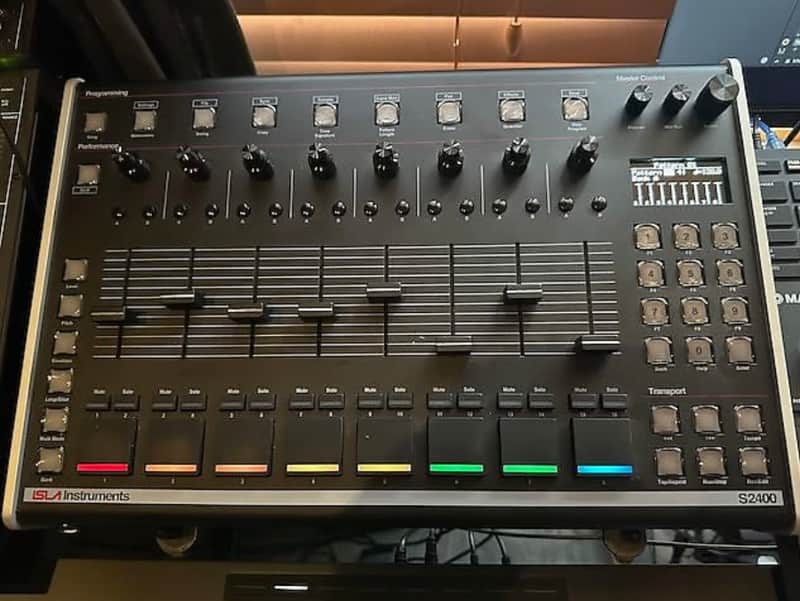 Immagine Isla Instruments S2400 Desktop Sampler 2019 - With DSP card installed - Black - 1