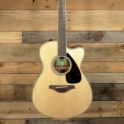 Yamaha FSX820C Acoustic/Electric Guitar Natural image 4