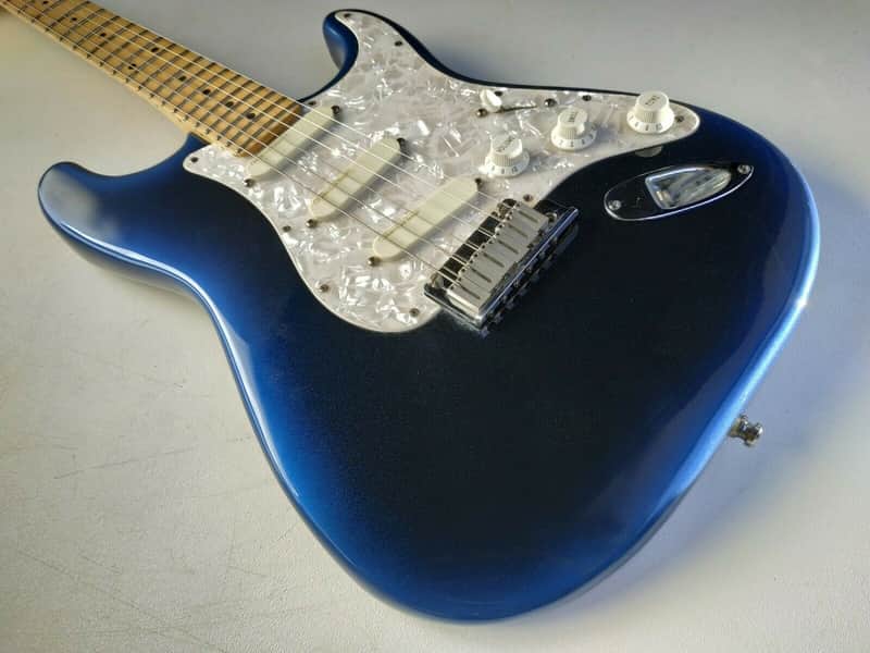 1994 Fender Stratocaster PLUS Blue Pearl Dust ~Totally MINT~ Strat