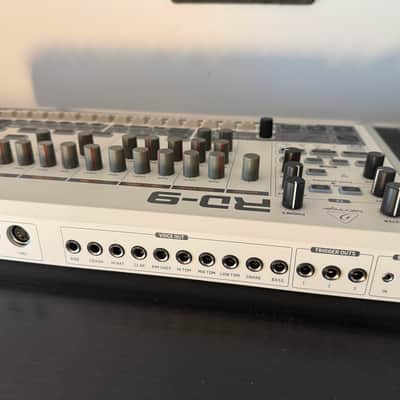 Behringer RD-9 Rhythm Designer 2021 - Present - Silver image 4