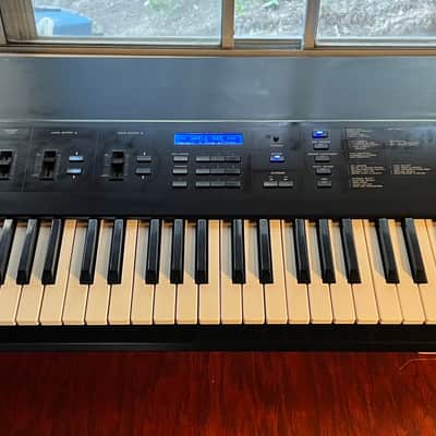 Korg DSS-1 61-Key Digital Sampling Synthesizer w/ Gotek drive and more!