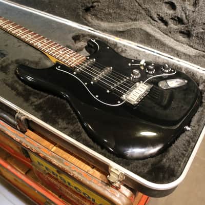 Fender American Standard Stratocaster with Rosewood Fretboard 1986 - 1993 - Black image 5