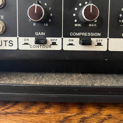 Sunn Coliseum-300 300-Watt Bass Amplifier Head 1980s - Black image 3