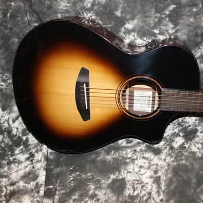 Immagine Breedlove Performer Pro Concert T CE 2024 - Tobacco Burst - 4