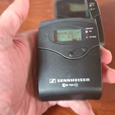 Sennheiser SK100 Transmitter + EK100 True Diversity Receiver (780–822 MHz) + Camera Shoe image 8