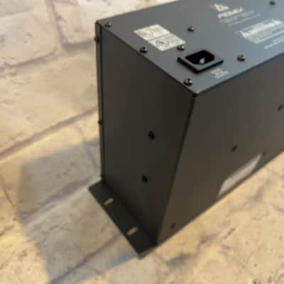 Peavey XR600 Powered PA Mixer Head Powered image 5