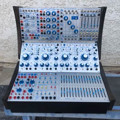 Buchla 200 modular system image 1
