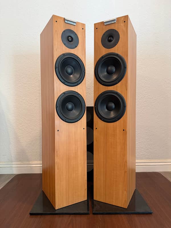 Audiovector  C Series High Performance Floor standing speakers