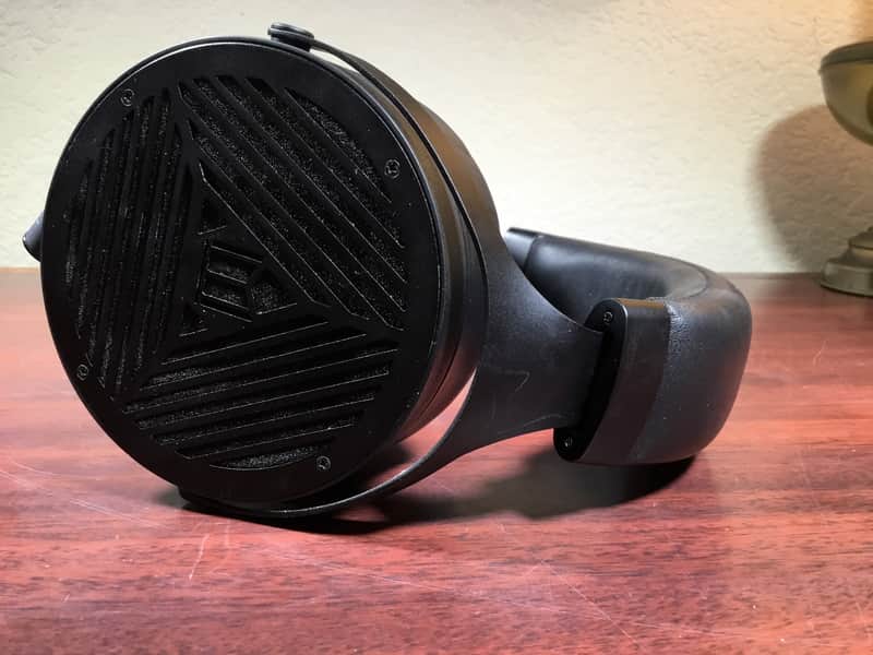 Monoprice Monolith M1070 Planar Magnetic Headphones image 1