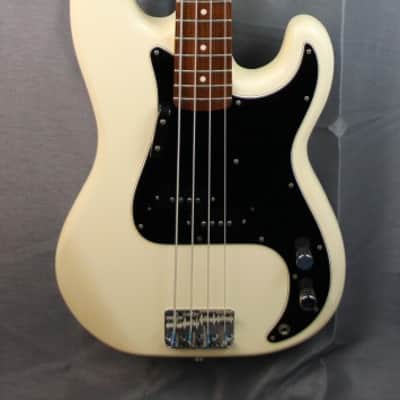 Fender PB-70 Precision Bass Reissue MIJ | Reverb