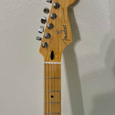 Billie Joe Blue Replica image 4