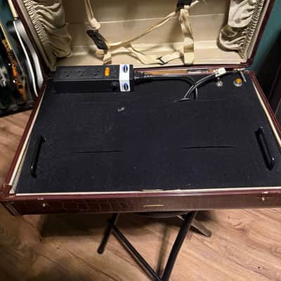 Vintage custom 12x20 samsonite pedalboard - Faux alligator image 2