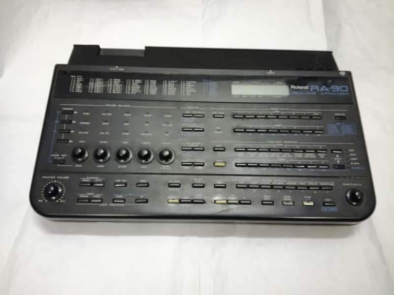 Roland RA-90 Realtime MIDI Arranger, Begleitautomat, 56 Preset-Styles,Effekte,Sounds,24-stimmige Pol image 1