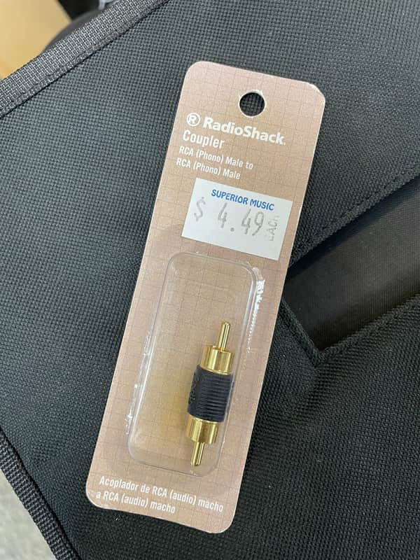 Radio Shack RCA MALE TO MALE COUPLER - new image 1