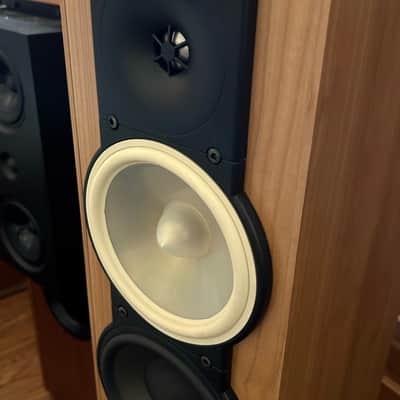 Beautiful Paradigm Monitor 9 v5 Audiophile Loudspeakers Excellent Condition image 11