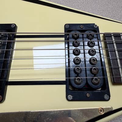 Jackson Pro Series RR3 " Special V" MIJ image 9