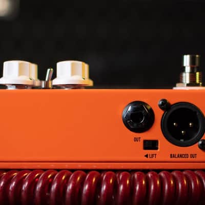 JHS Pulp N Peel V4 Compressor Preamp DI Box Guitar Effects Pedal image 4