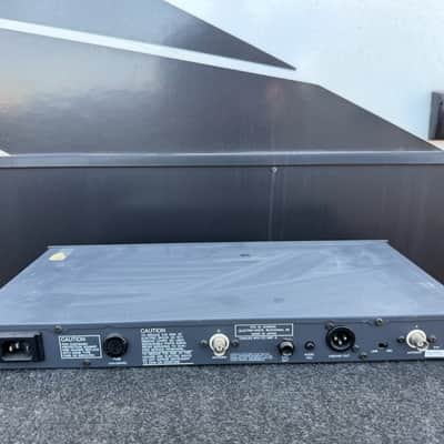 Immagine EV Electro-Voice MR-2000A Dual Receiver Diversity Wireless System - 2