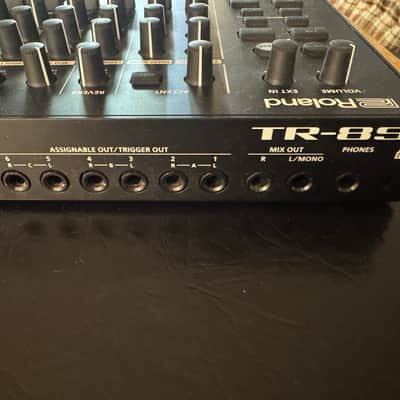 Roland TR-8S AIRA Rhythm Performer with Sample Playback 2018 - Present - Black image 7