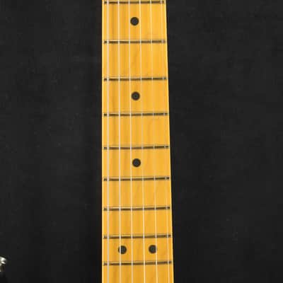 Mint Fender American Professional Classic Stratocaster HSS 3-Color Sunburst Maple Fingerboard image 4