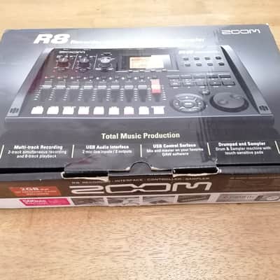 ZOOM R8 Multitrack Recorder, Sampler & Audio Interface with Drum Machine @ M-Audio Focusrite R24 Korg Rode Shure image 4