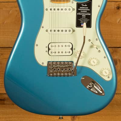 Fender American Professional Classic Stratocaster HSS - Maple - Faded Lake Placid Blue image 10