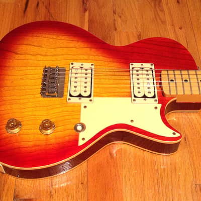 Strings & Things Custom Bluesmaster 1983 Cherry Sunburst : rare,  vintage, and unique ! image 3