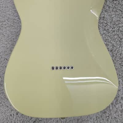 Mint Fender Player II Telecaster HH Elec guitar, Maple Fingerboard, Hialeah Yellow image 4