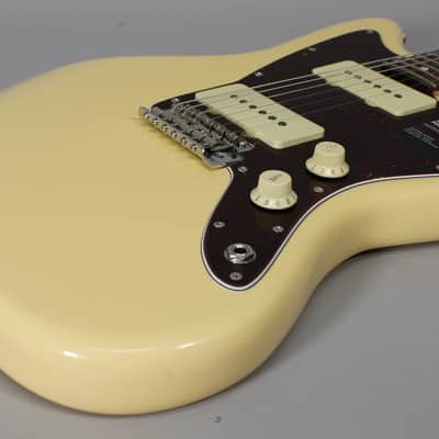 2022 Fender American Performer Jazzmaster In Vintage White Finish w/OSSC image 10