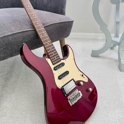Yamaha PAC612VIIFMX Pacifica with Rosewood Fretboard 2021 - Present Fired Red image 1