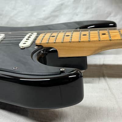 Hamer USA Daytona Guitar S-style with Case - Black / Maple neck image 14