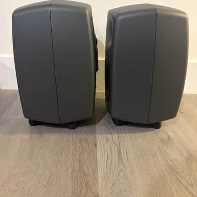 Genelec 8040B 6.5" Powered Nearfield Studio Monitor (Pair) 2013 - 2021 - Gray image 3