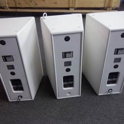 Community Solutions SLS 920 3 Way Professional Grade Loudspeakers White Set of 3 image 6