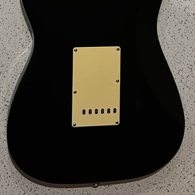 Squier by Fender  Stratocaster 1993/94 image 6