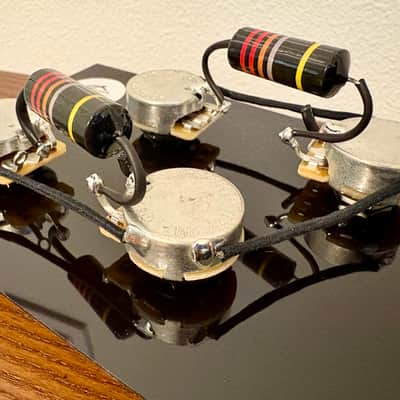 Gibson Les Paul 50s style wiring harness with new Bumblebee 0.022uF paper in oil capacitors and split long shaft pots image 2