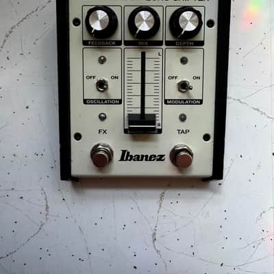 Ibanez ES2 Echo Shifter | Reverb