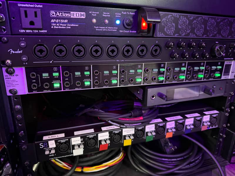 Behringer Ultra-DI Pro DI800 Phantom Powered 8-Channel Direct Box 2010s - Black / Silver image 1