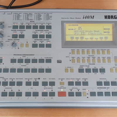 Korg i40M