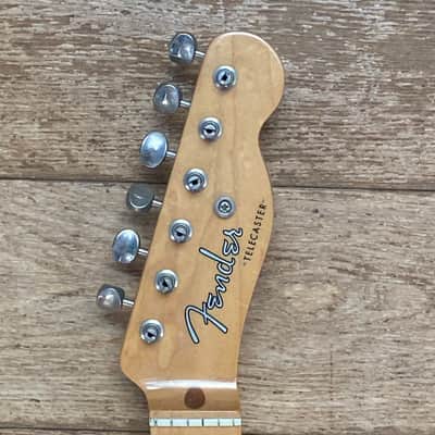 Fender Classic Player Baja Telecaster 2007 - 2018 - Blonde image 2
