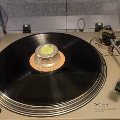 Technics SL-1600 1980 - Silver image 9