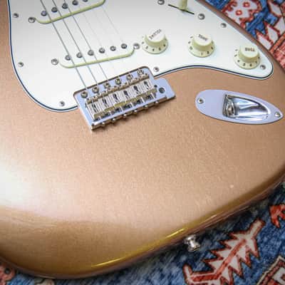 FENDER USA Custom Shop Post-Modern Stratocaster "Firemist Gold + Rosewood" (2017) image 8