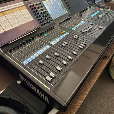 Yamaha CL5 80 Input Digital Mixing Console 2012 - Present - Black image 2