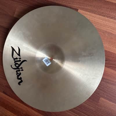 Zildjian 18" A Series Medium Thin Crash Cymbal - Traditional image 2