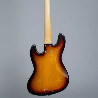 Lakland Skyline 44-60 + Nordstrand Pickups 2008 - Three Tone Sunburst image 8