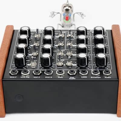 Doepfer Dark Energy MK2 Analog Synthesizer Desktop + Neuwertig + Garantie image 3