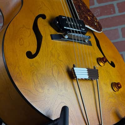 Godin 5th Avenue Jumbo P90 Hollow-Body Electric Guitar - Harvest Gold image 12