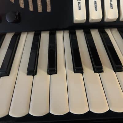 Sonola AA7 full size bass accordion with case fantastic shape image 11