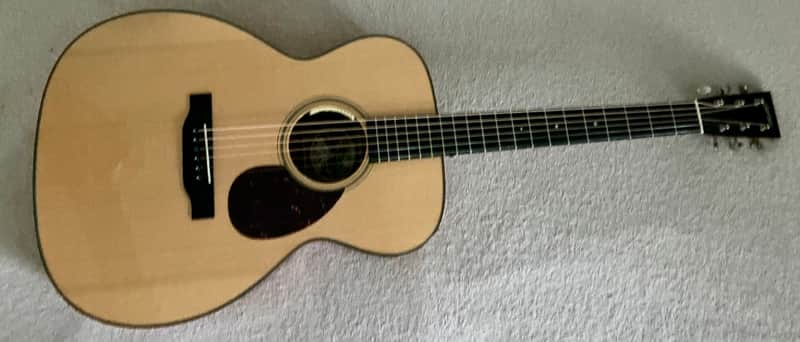 Collings OM1 SR G 2014 - Natural image 1