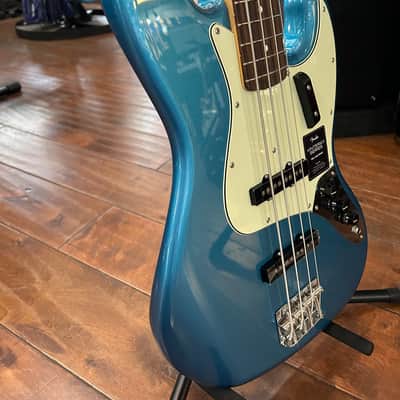 Fender Vintera II '60s Jazz Bass with Rosewood Fretboard Lake Placid Blue #MX23107622 9 lbs. 4.2 oz image 7