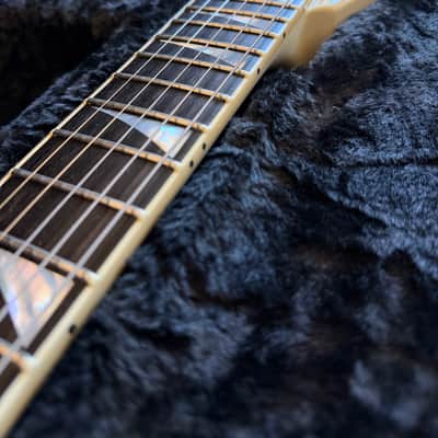 Jackson King V Custom Shop KBJ "James Hetfield" Master of Puppets 2024 - Ivory image 5